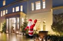 Outdoor Santa Claus Self Inflating with Plug 6ft Father Christmas LED Illuminated